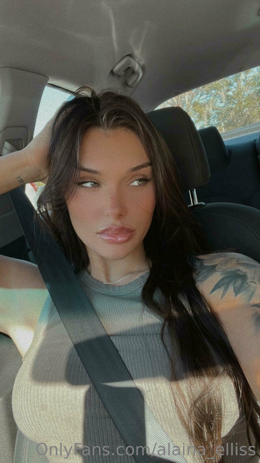 Photo 32 of Alaina Elliss