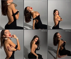 Alena Omovych photo 11115
