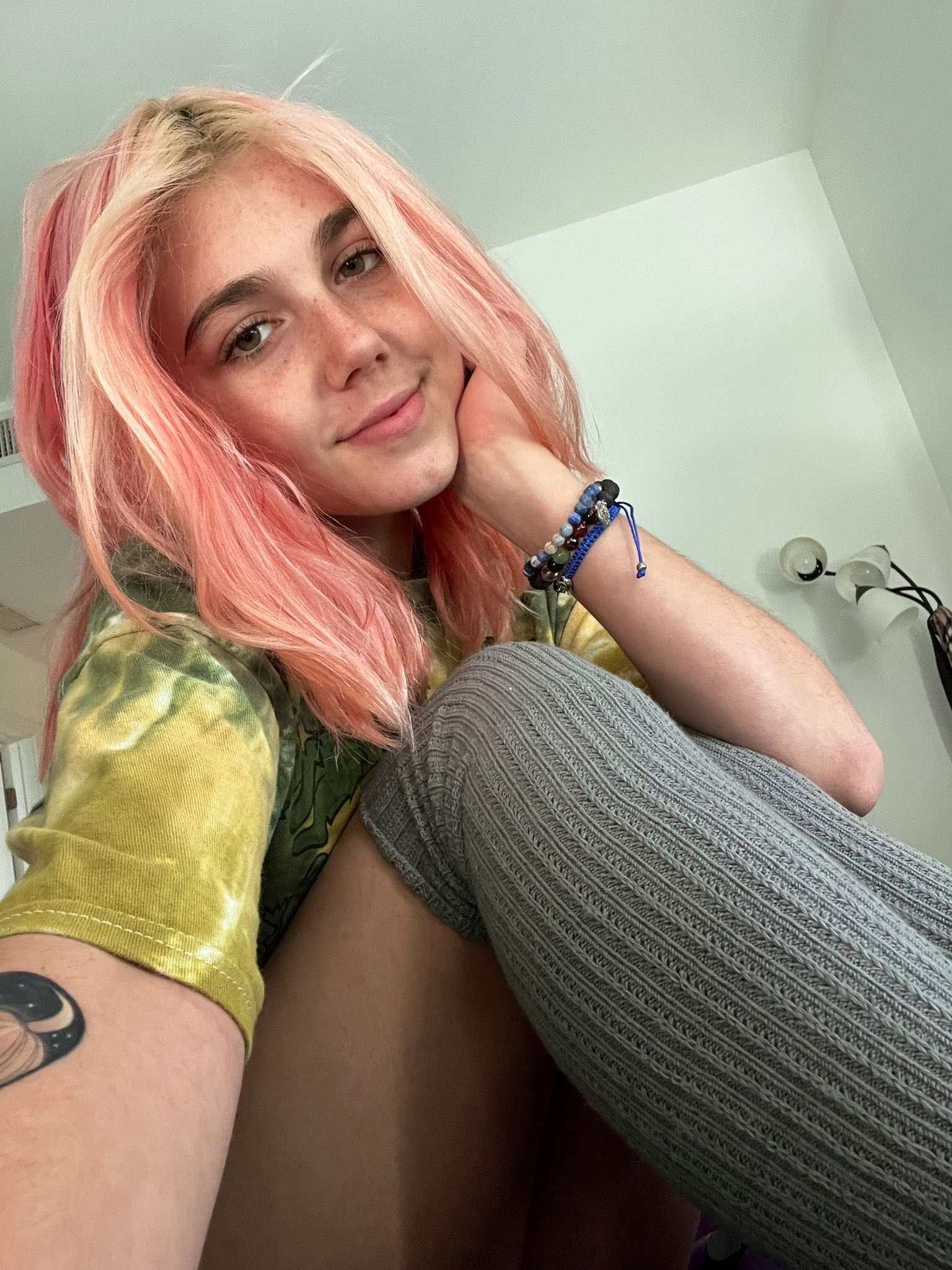 Photo 14 of Alexis Evans