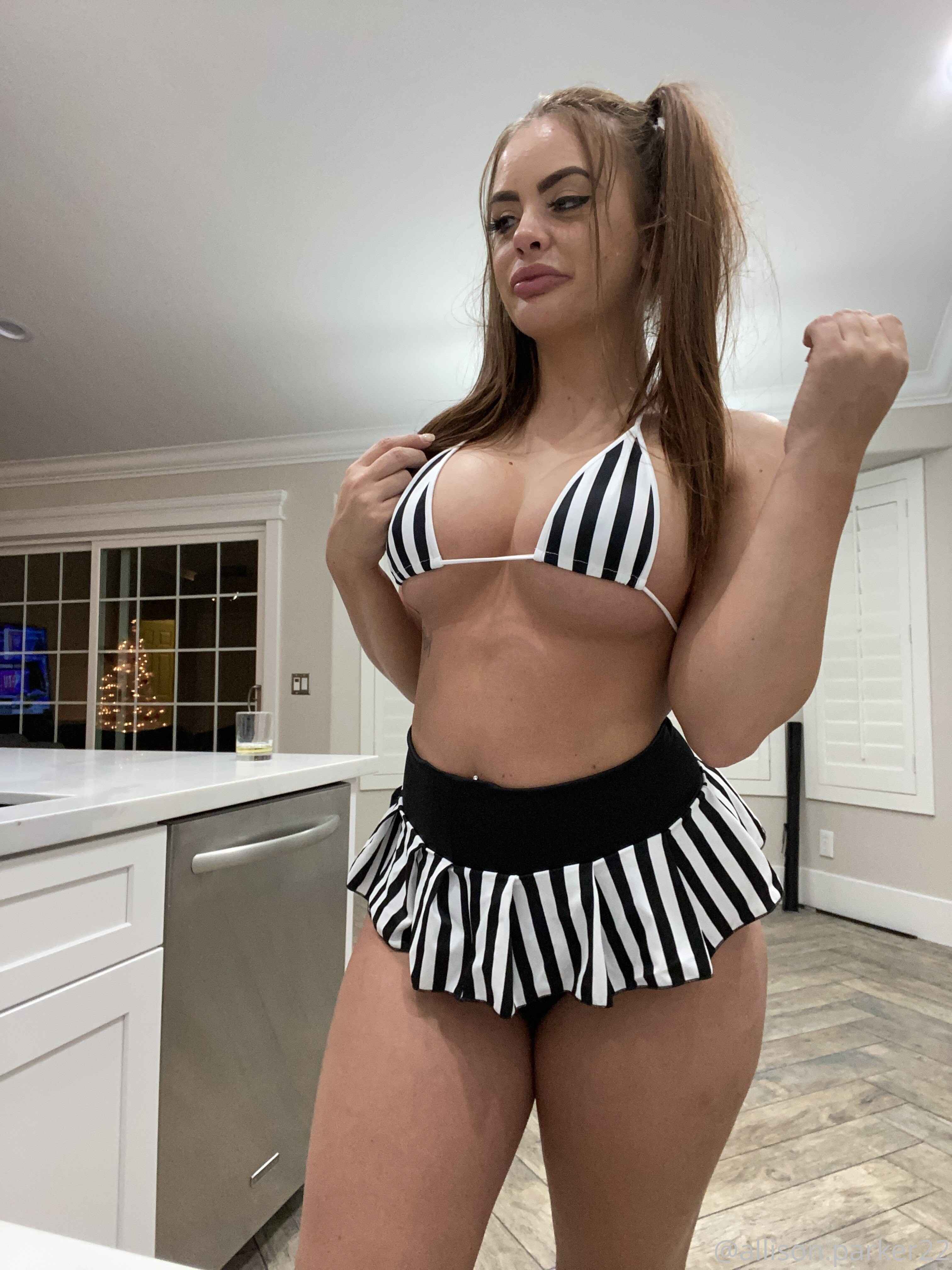 Photo 29 of Allison Parker