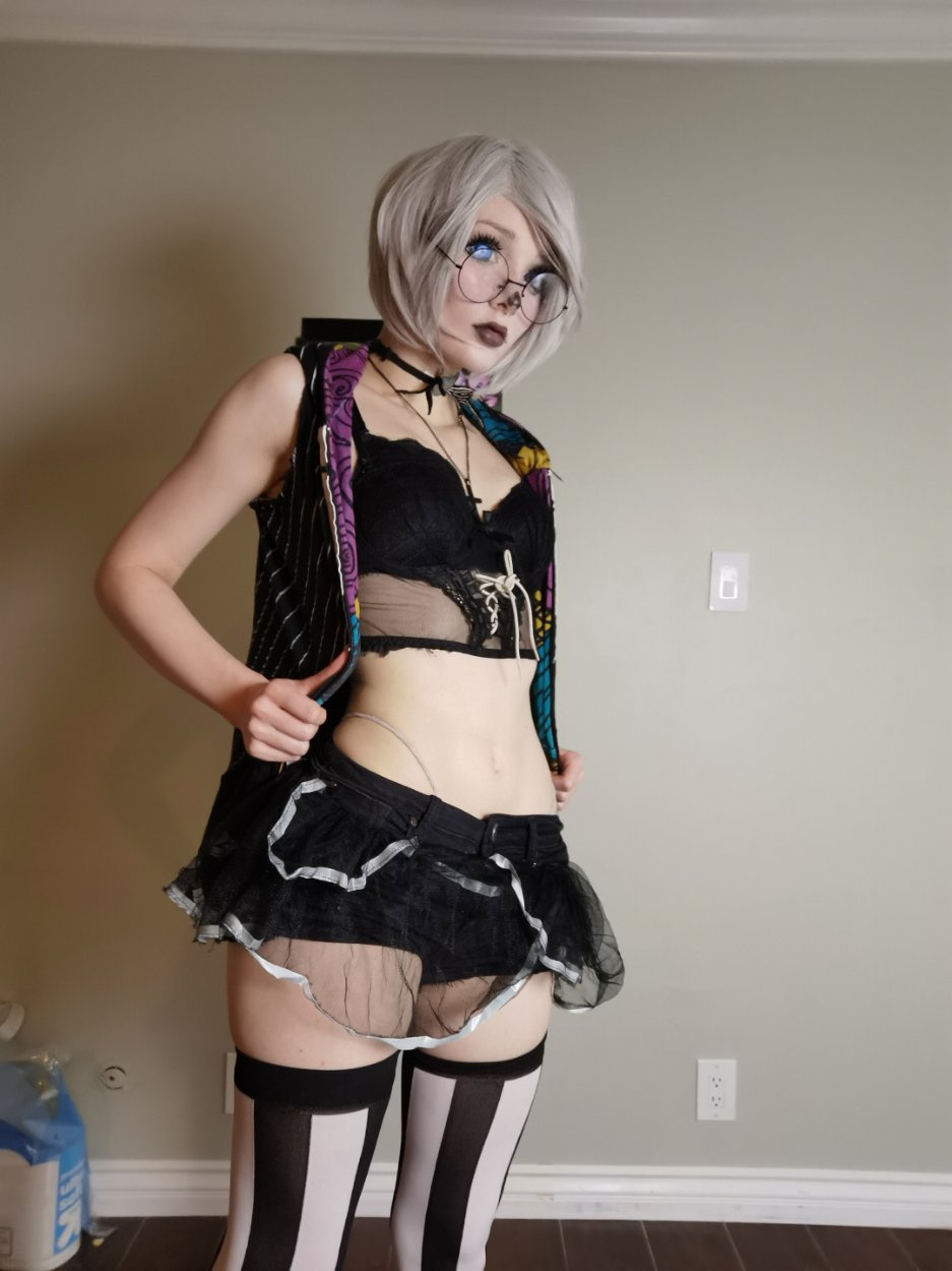 Photo 47 of Anie Joy