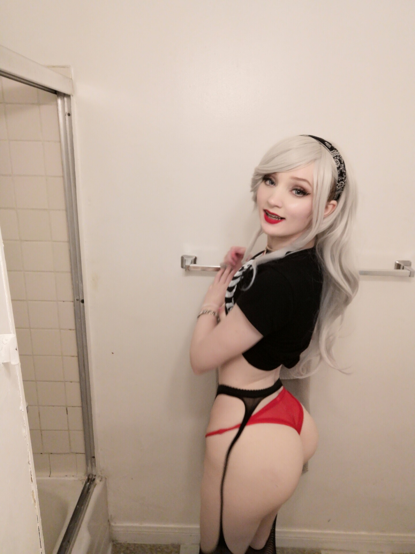Photo 32 of Anie Joy