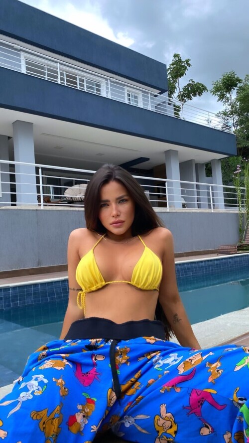 Photo 35 of Bianca Anchieta
