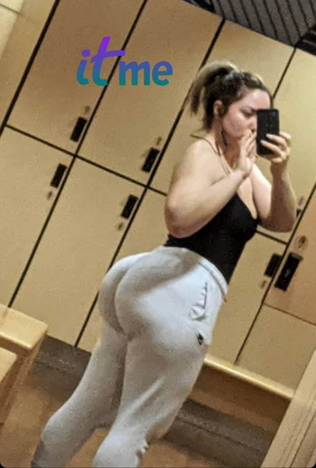 Photo 35 of Anja Dee