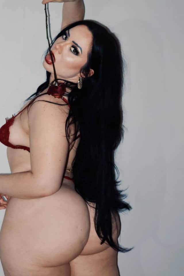 Photo 17 of Anja Dee