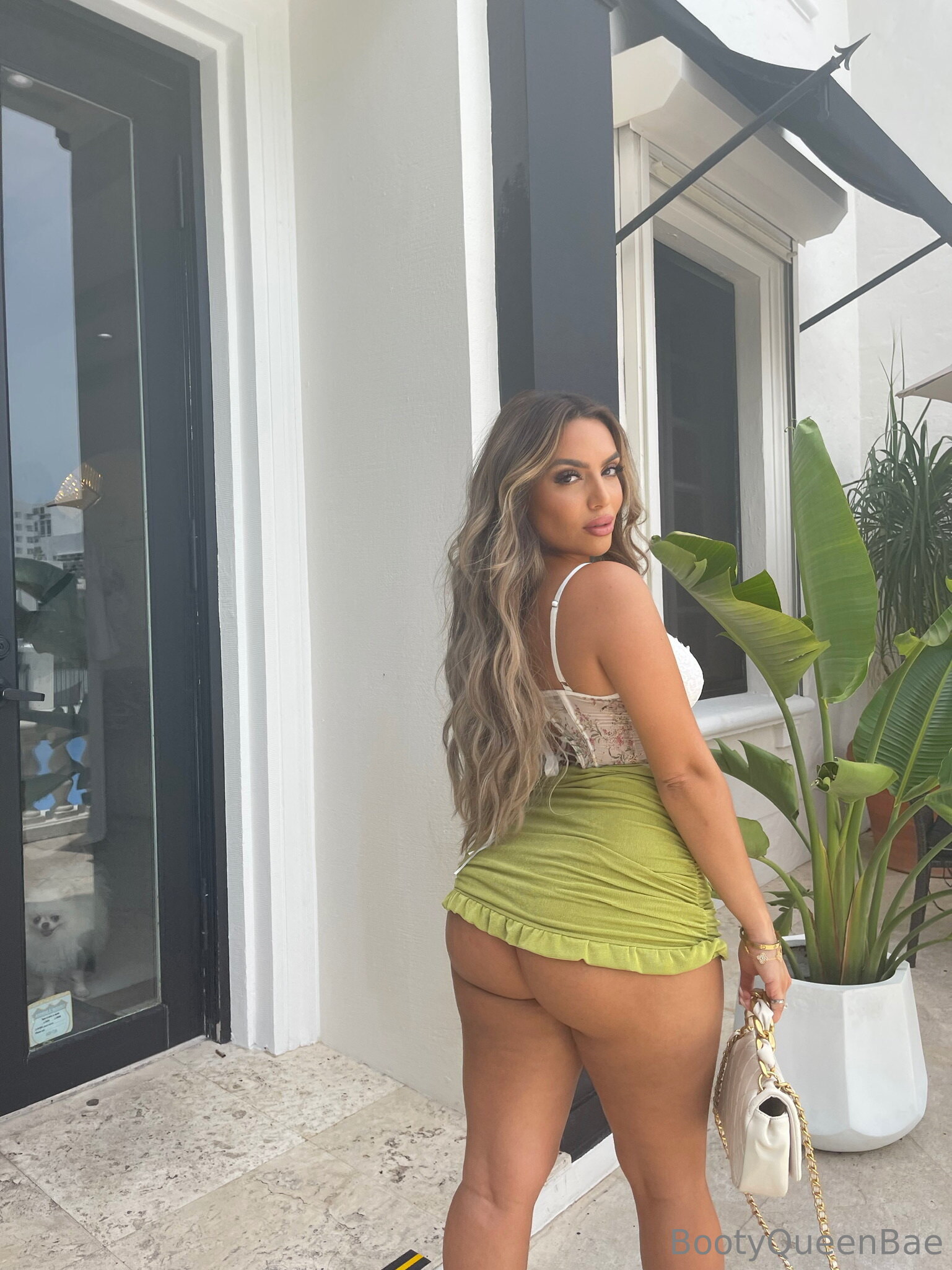 Photo 69 of Araqueenbae