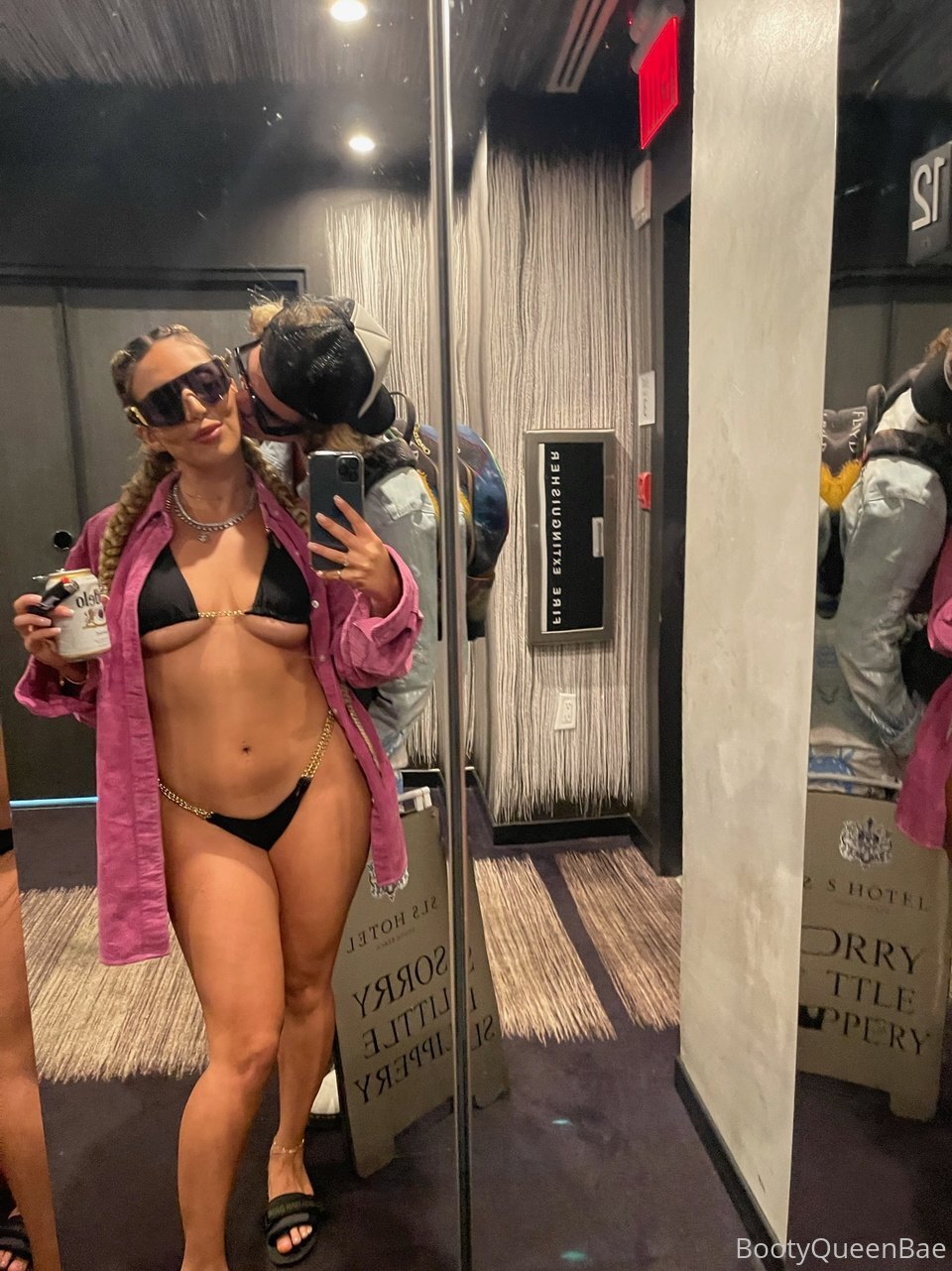 Photo 28 of Araqueenbae