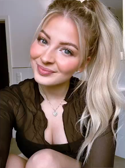 Photo 59 of ASMR Janina