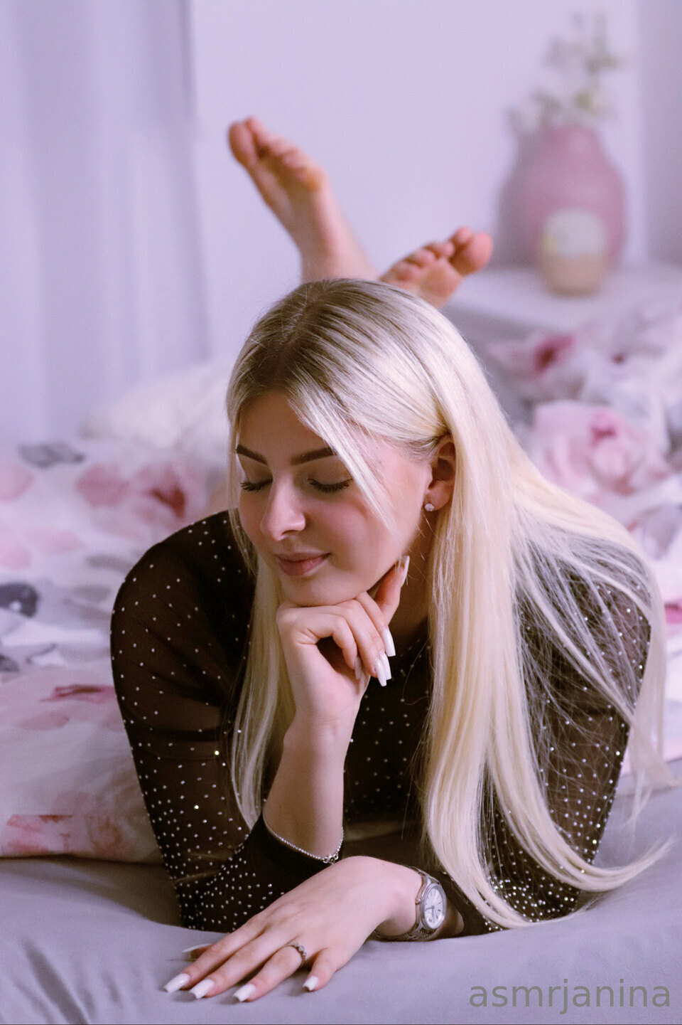 Photo 27 of ASMR Janina