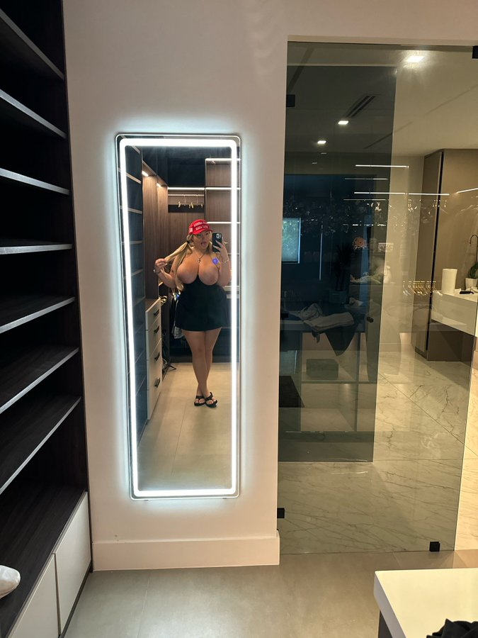 Photo 56 of Bellebrooksxo