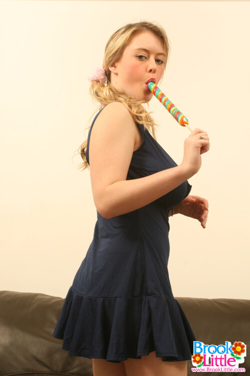Photo 19 of Brookie Little