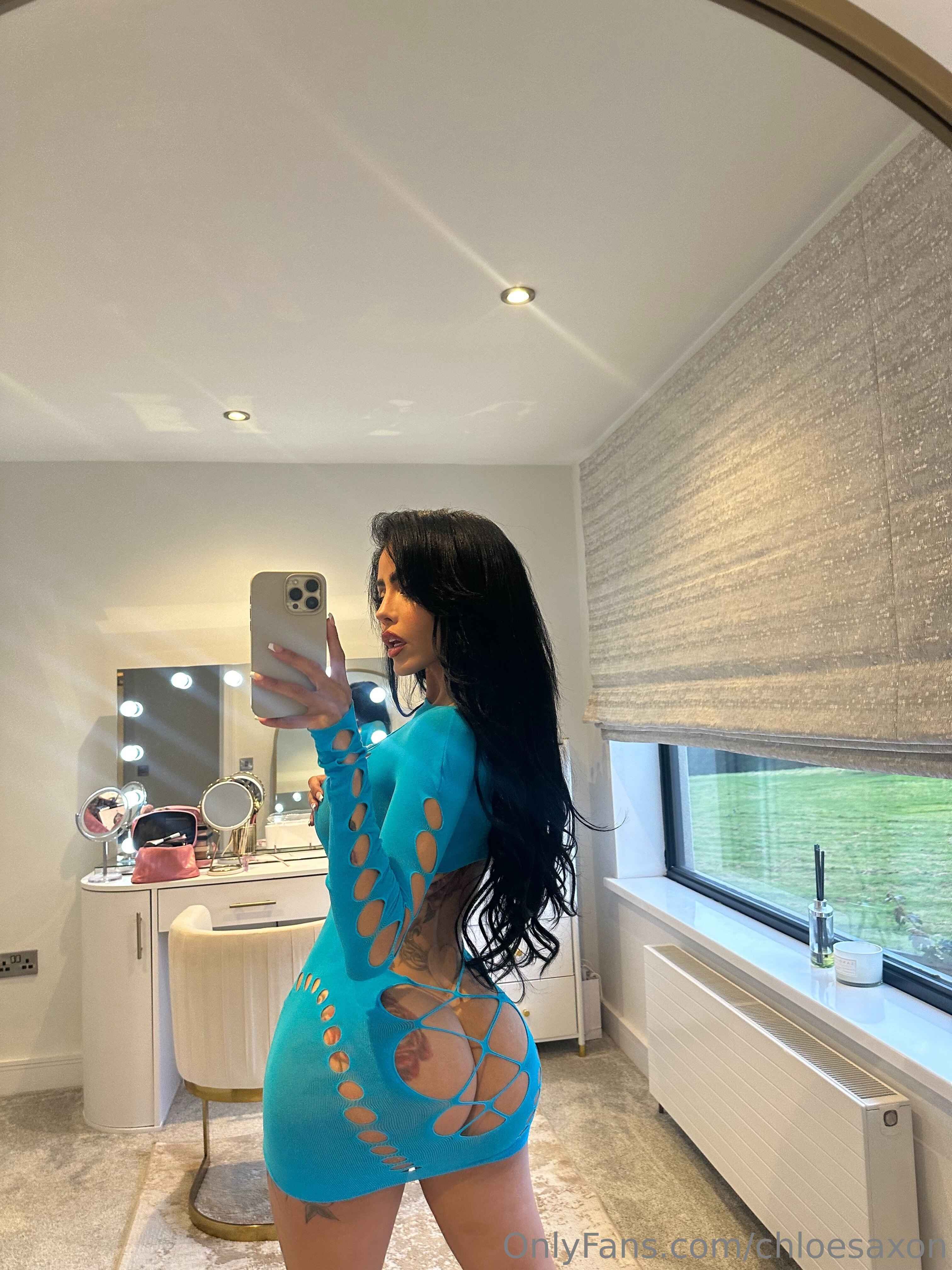 Photo 68 of Chloe Saxon