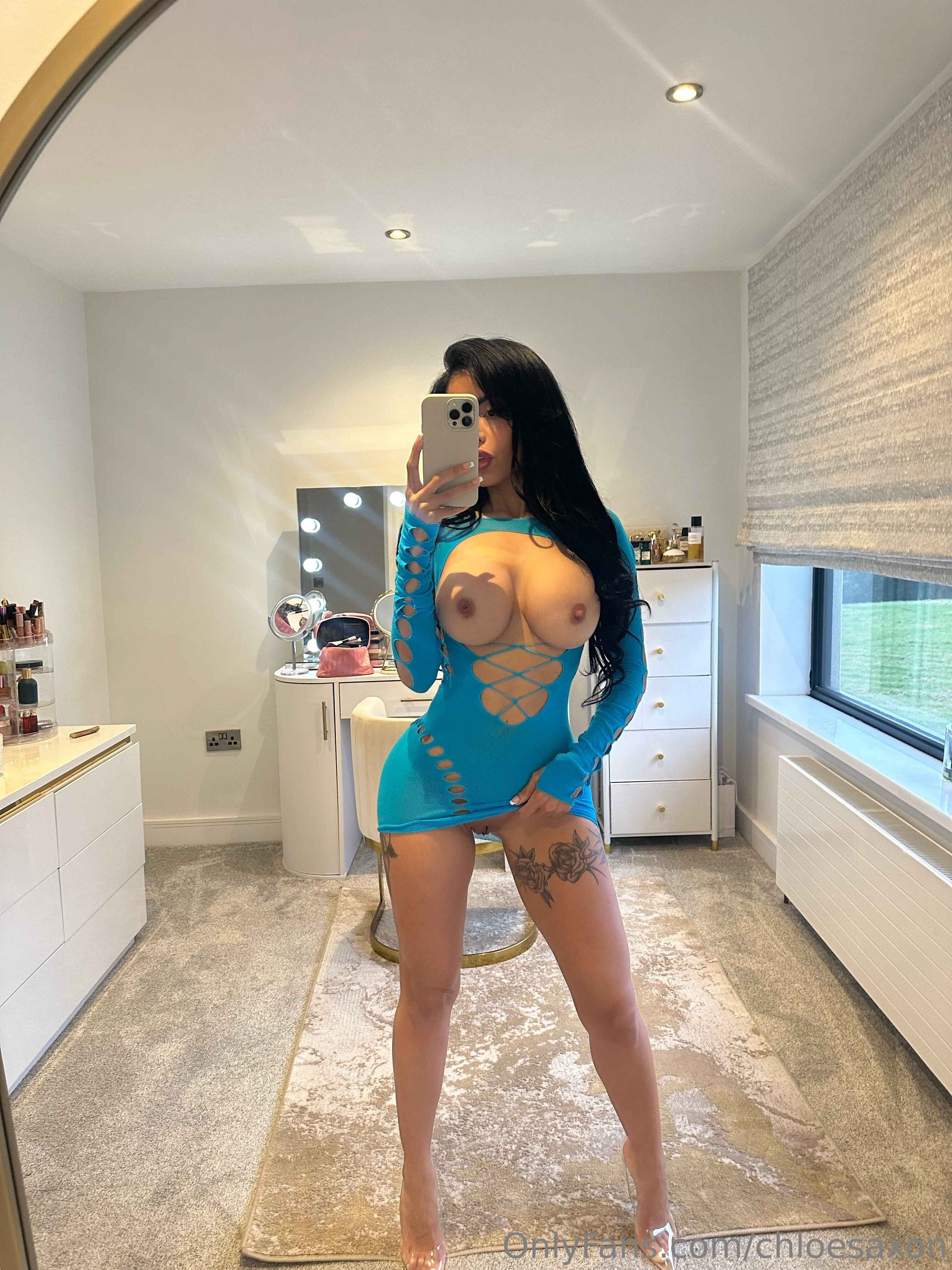 Photo 66 of Chloe Saxon