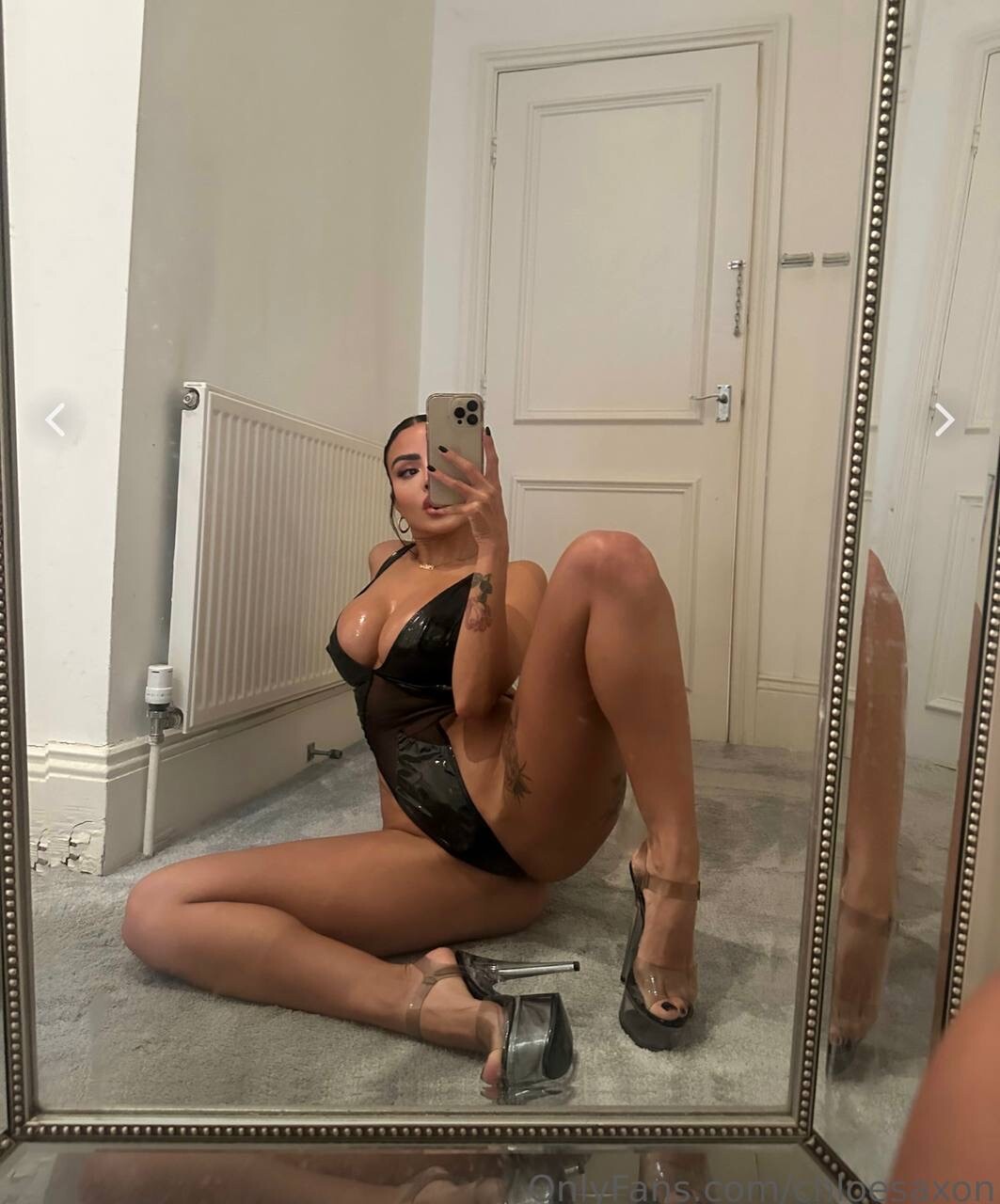 Photo 38 of Chloe Saxon