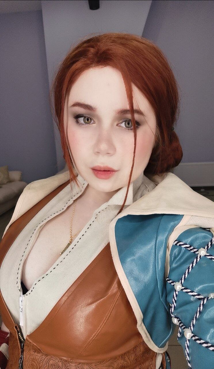 Photo 15 of Elune Cosplay 