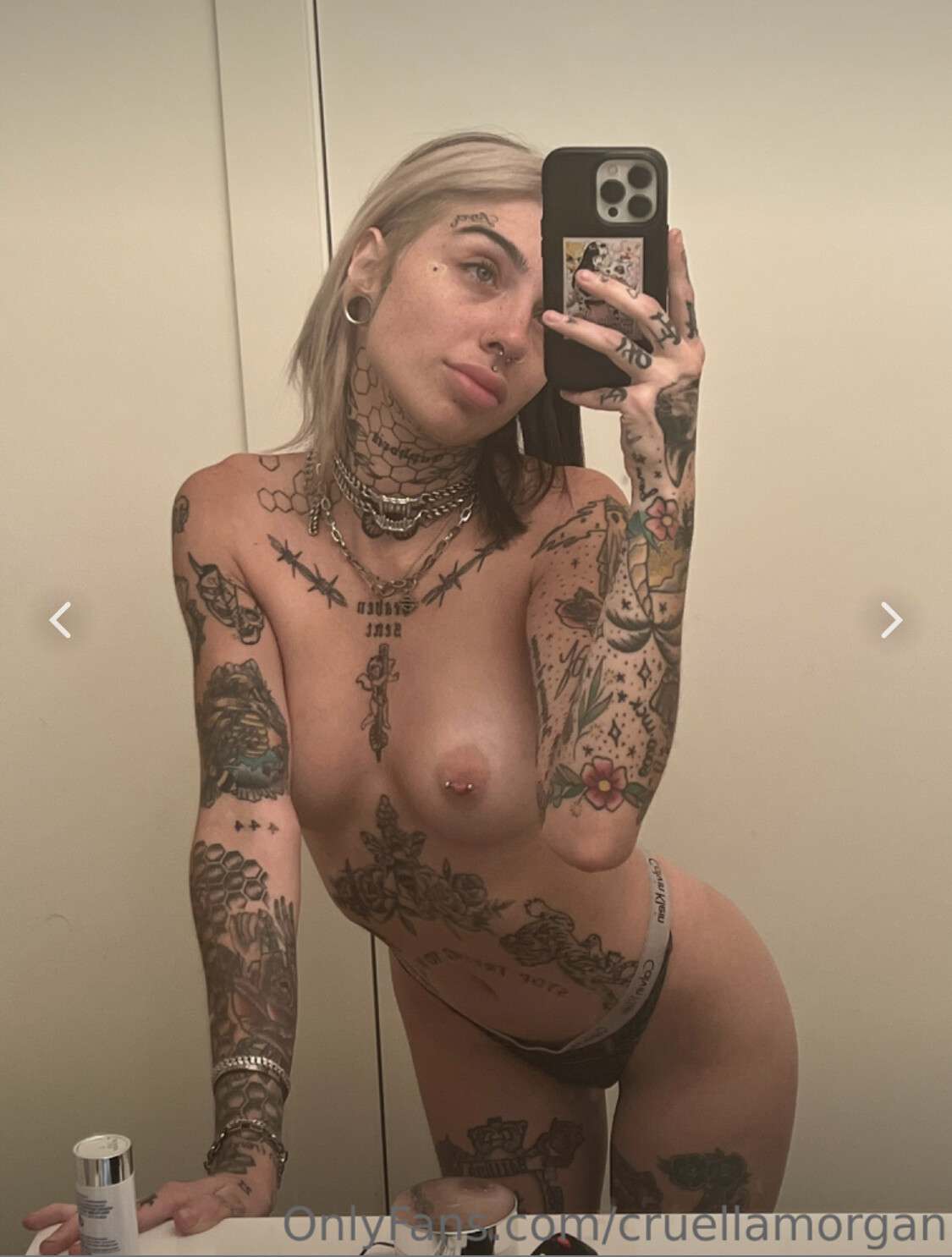 Photo 97 of Cruella Morgan