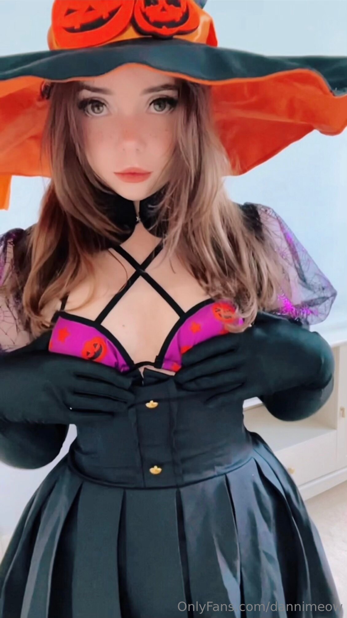 Photo 31 of Danni Meow
