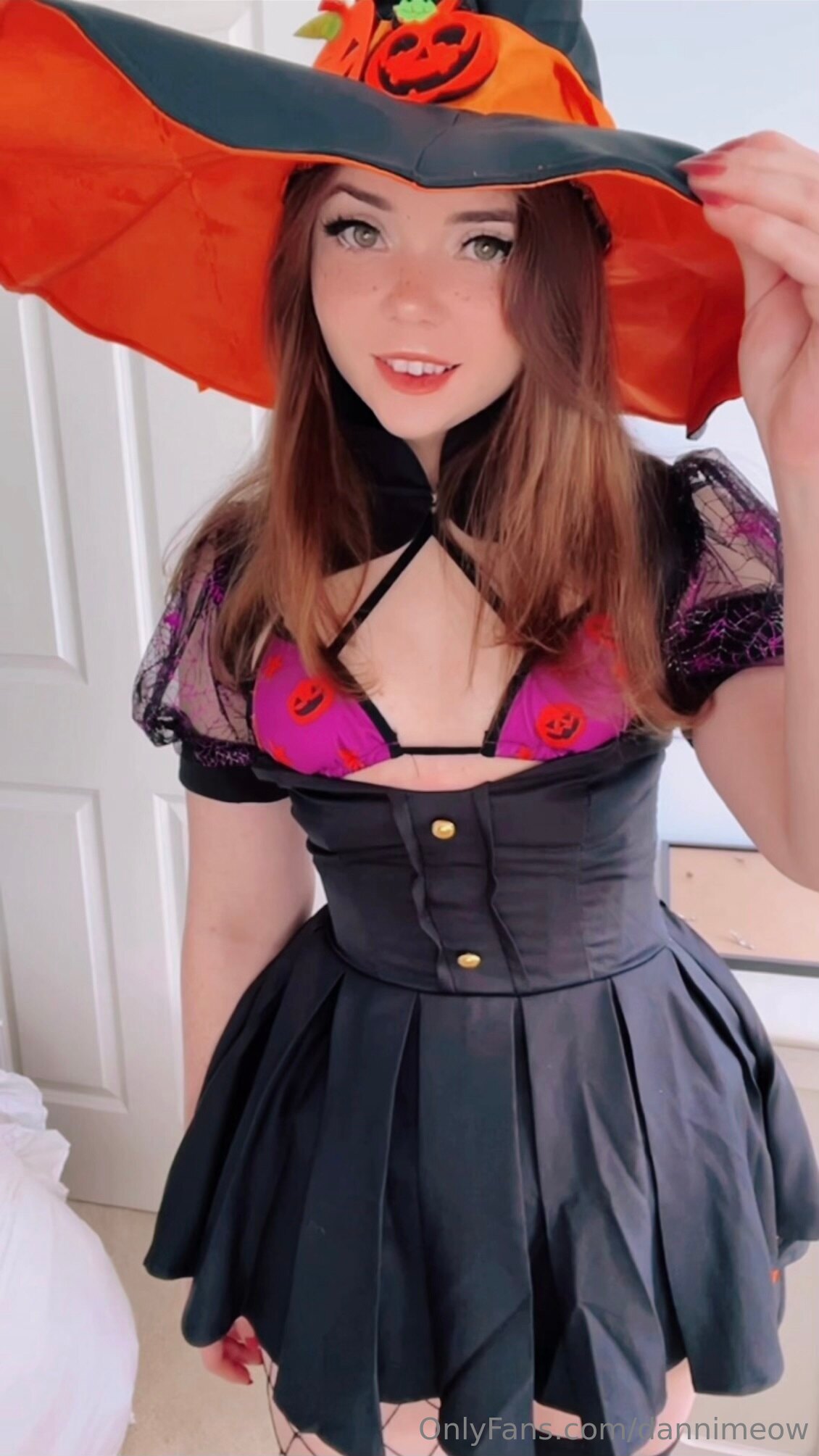 Photo 26 of Danni Meow