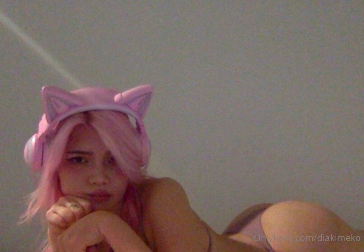 Photo 113 of Dia Kim