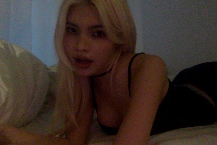 Photo 50 of Dia Kim