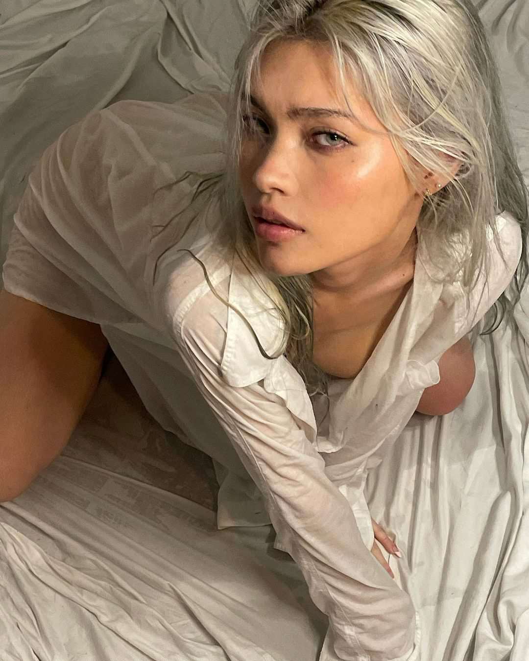Photo 20 of Dia Kim