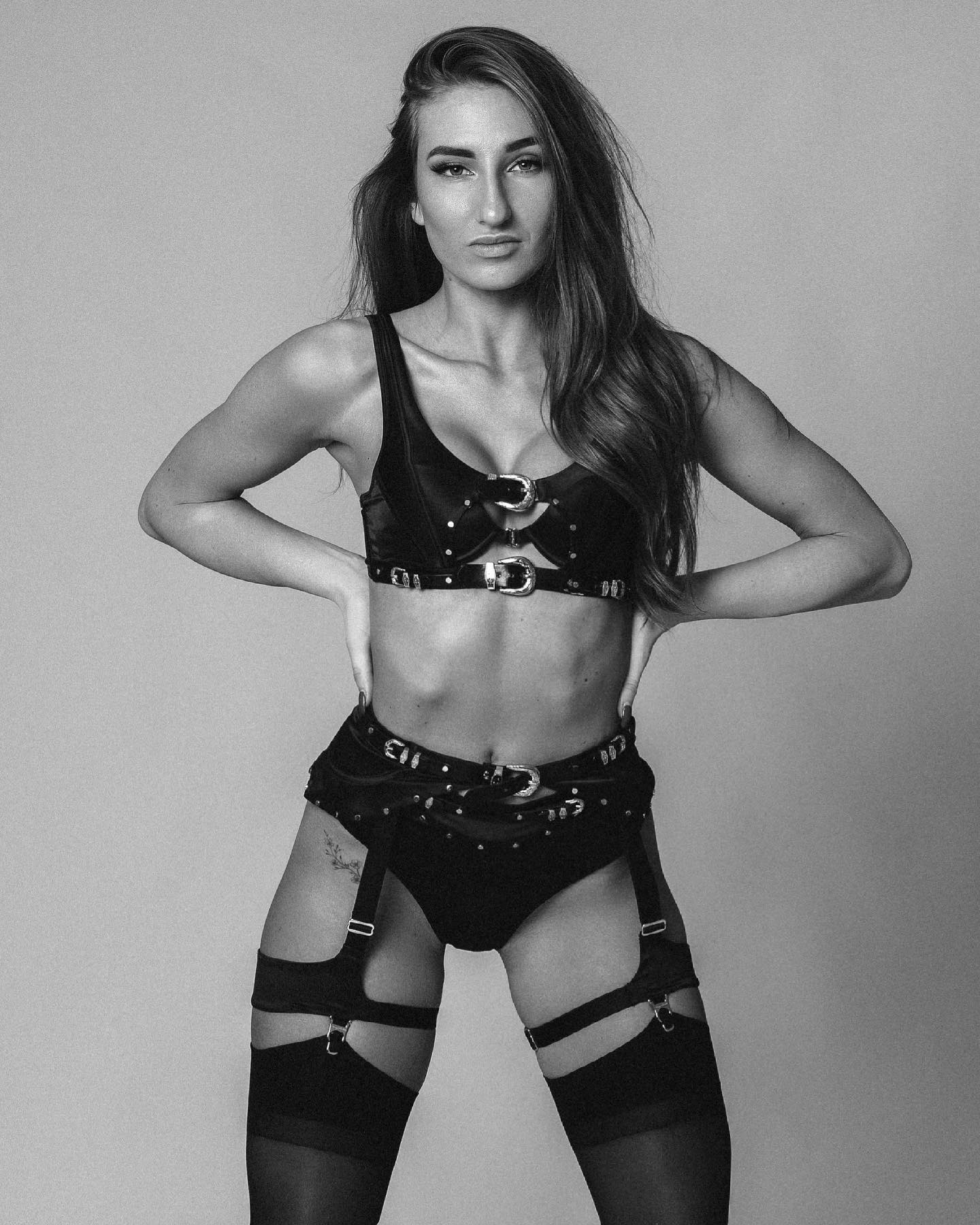 Photo 53 of Dutch Deelee