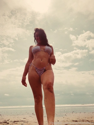 Erin Ashford photo 114831