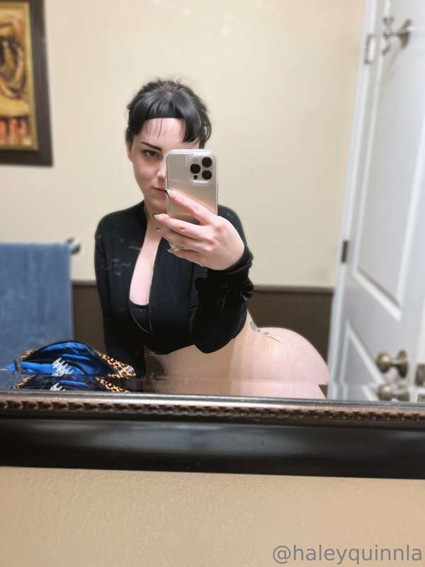 Photo 15 of haleyquinnla
