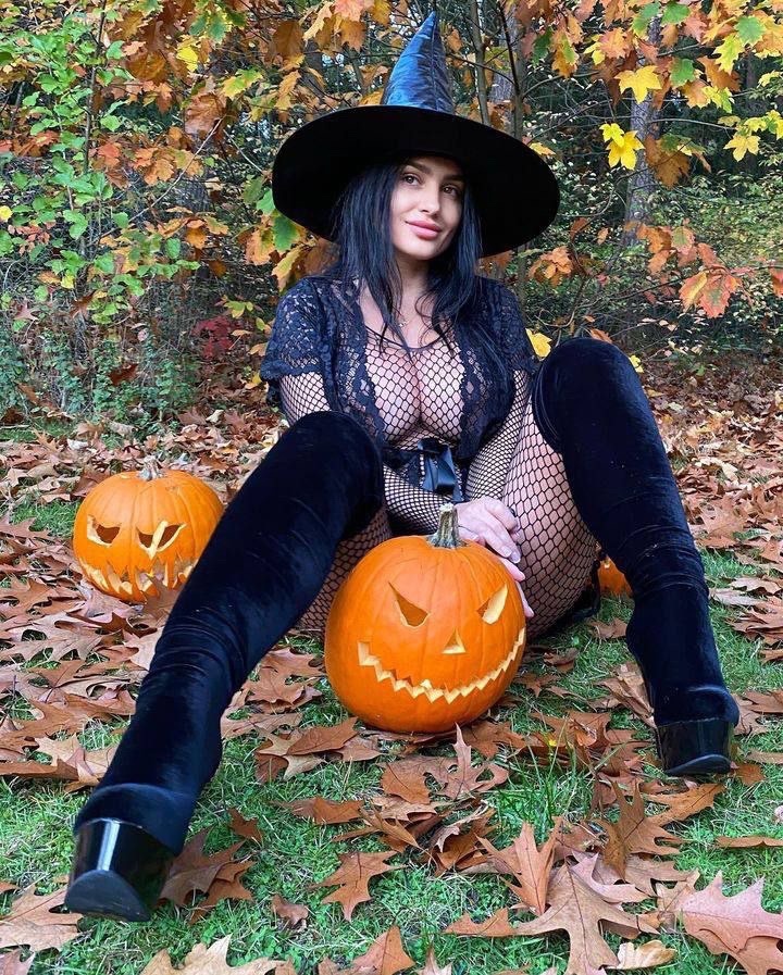 Photo 68 of Demidova Helenka