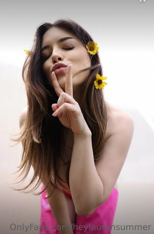 Lauren Summer photo 89074