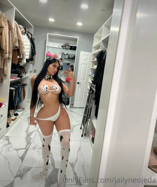 Photo 7 of Jailyne Ojeda Ochoa