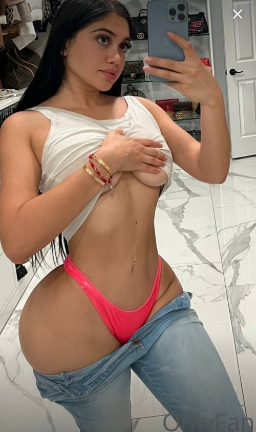 Photo 14 of Jailyne Ojeda Ochoa