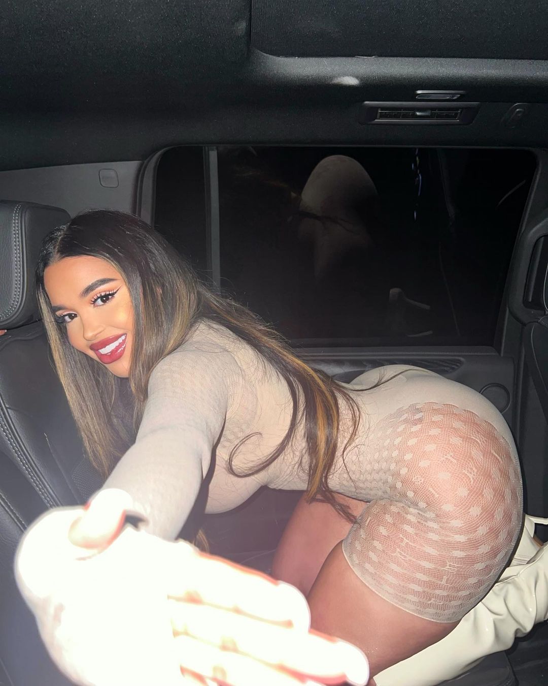 Photo 37 of Giselle Lynette