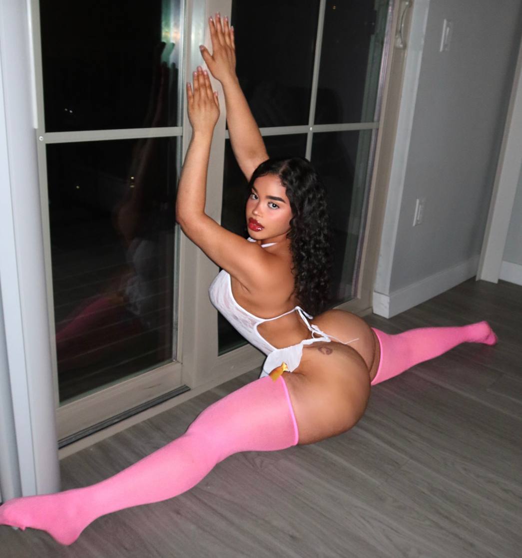 Photo 13 of Giselle Lynette