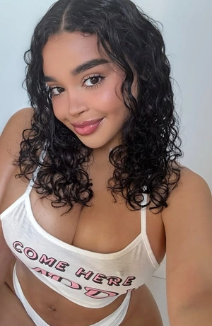 Giselle Lynette photo 110504