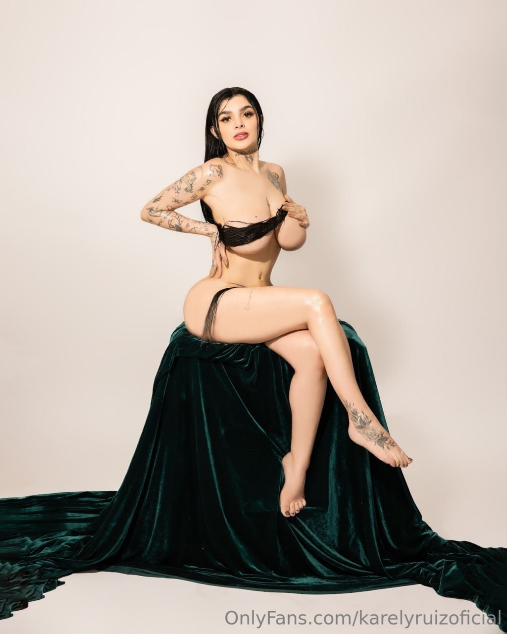 Photo 55 of Karely Ruiz
