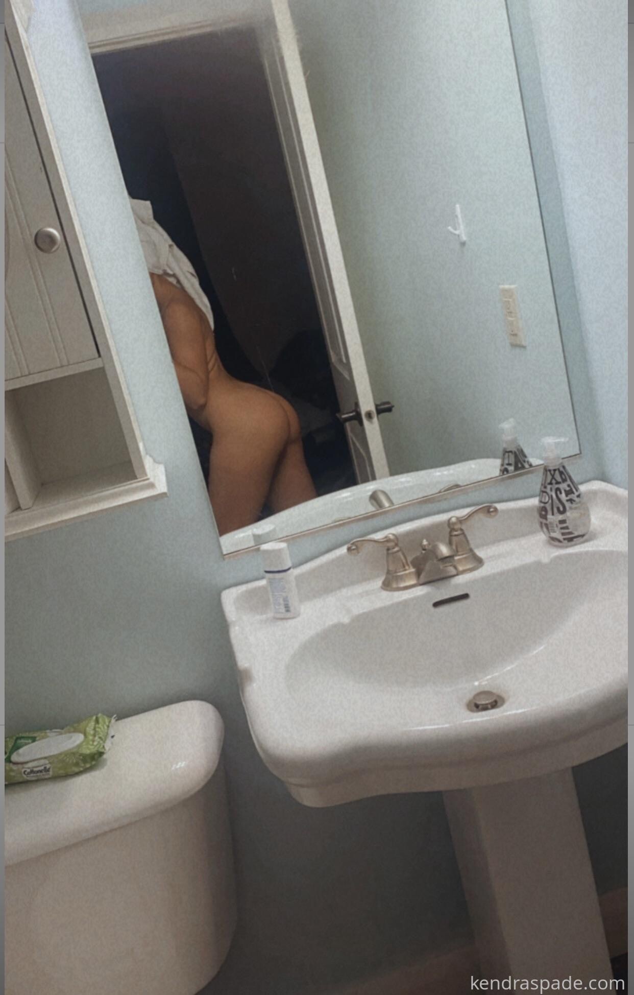 Photo 30 of Kendra Spade 