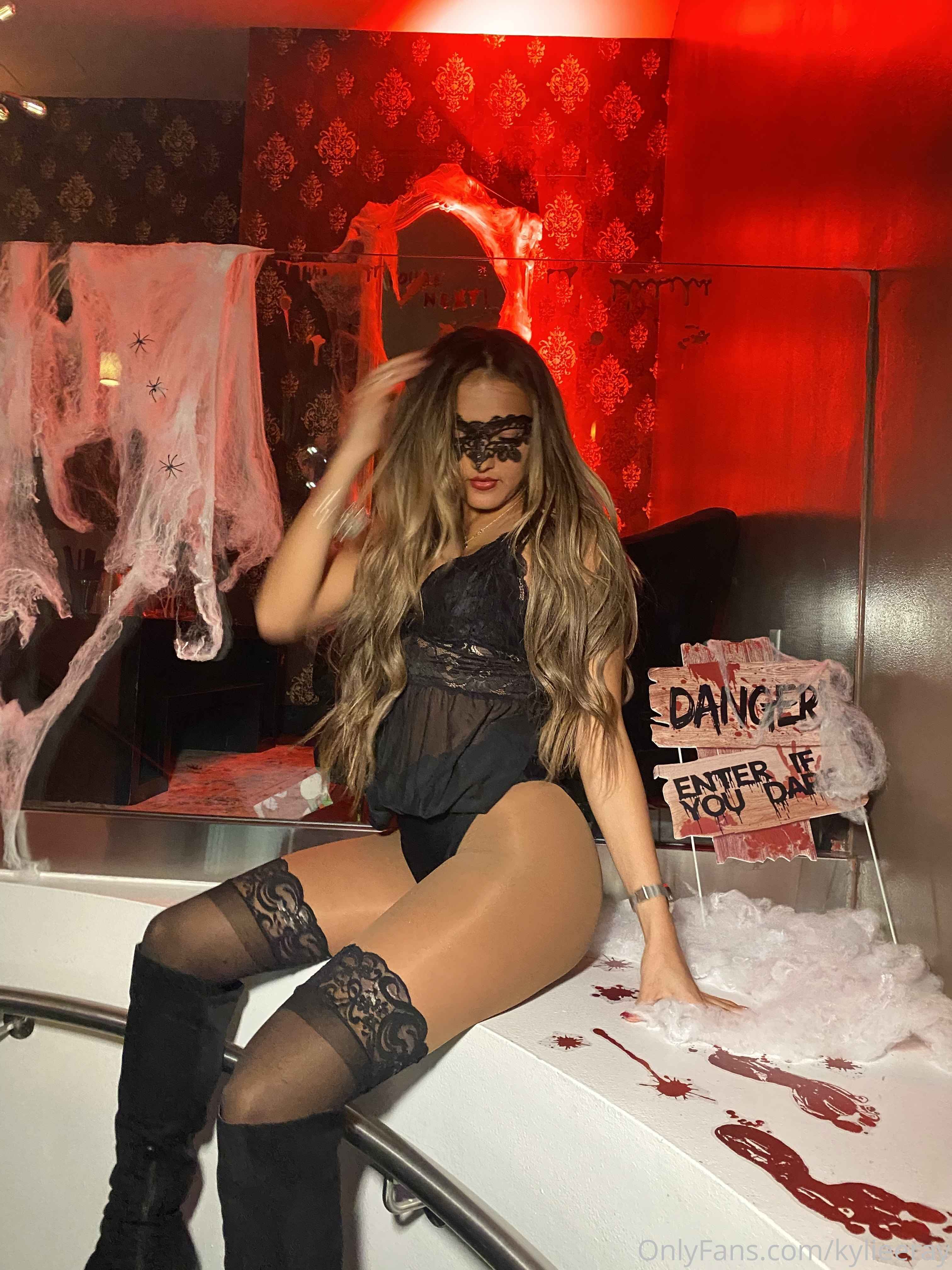 Photo 28 of AshleyRayCushman