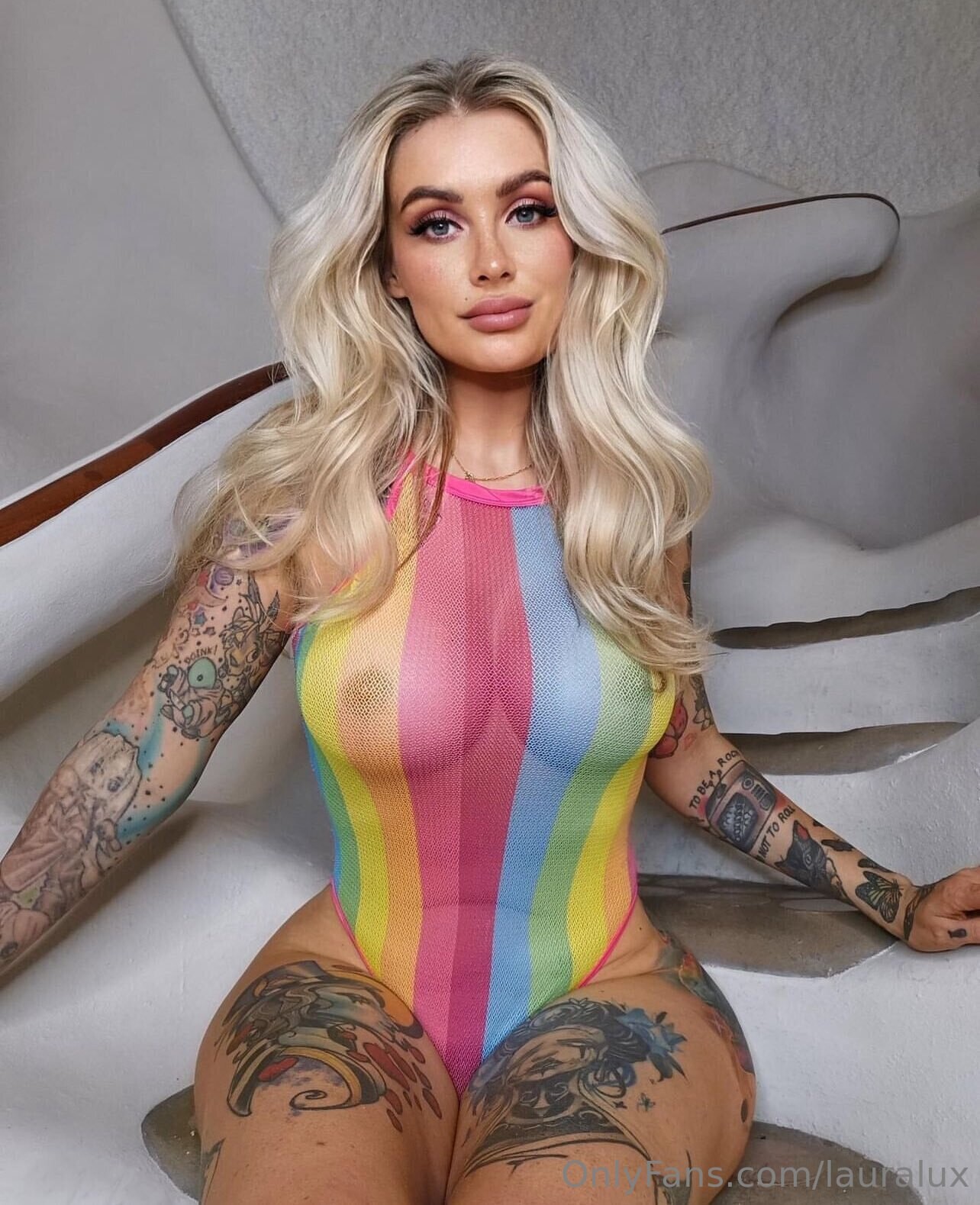 Photo 105 of Laura Lux