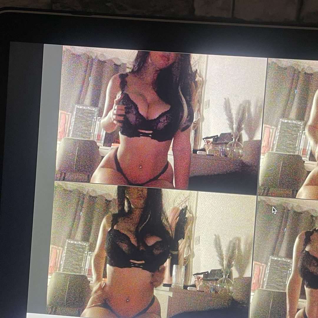 Photo 31 of Layla Dream