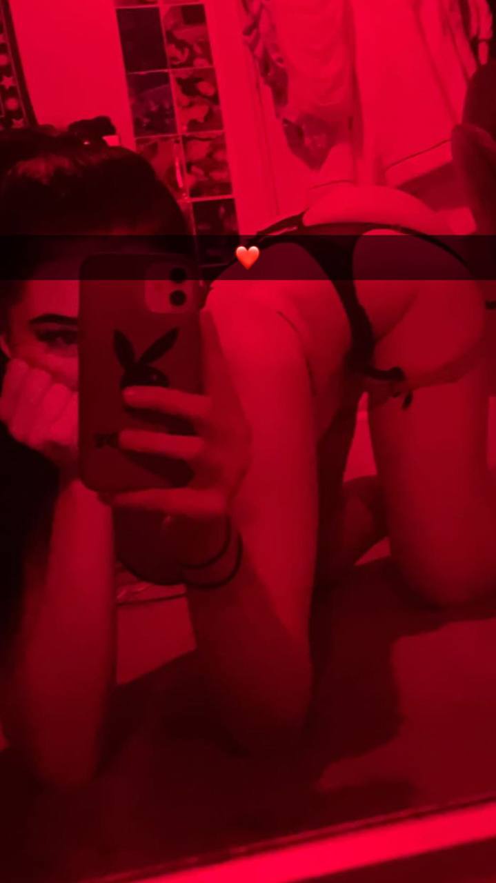 Photo 18 of Layla Dream