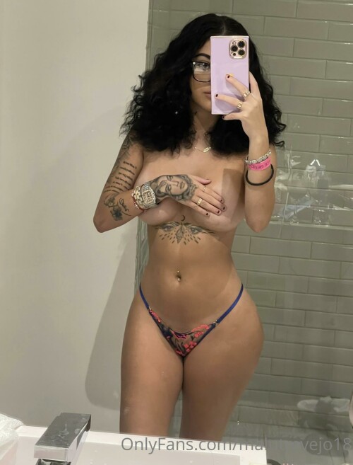 Photo 17 of Malu Trevejo
