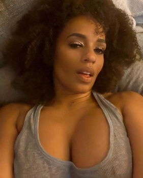 Photo 56 of Melyssa Ford