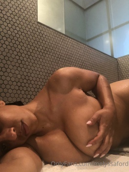 Photo 37 of Melyssa Ford