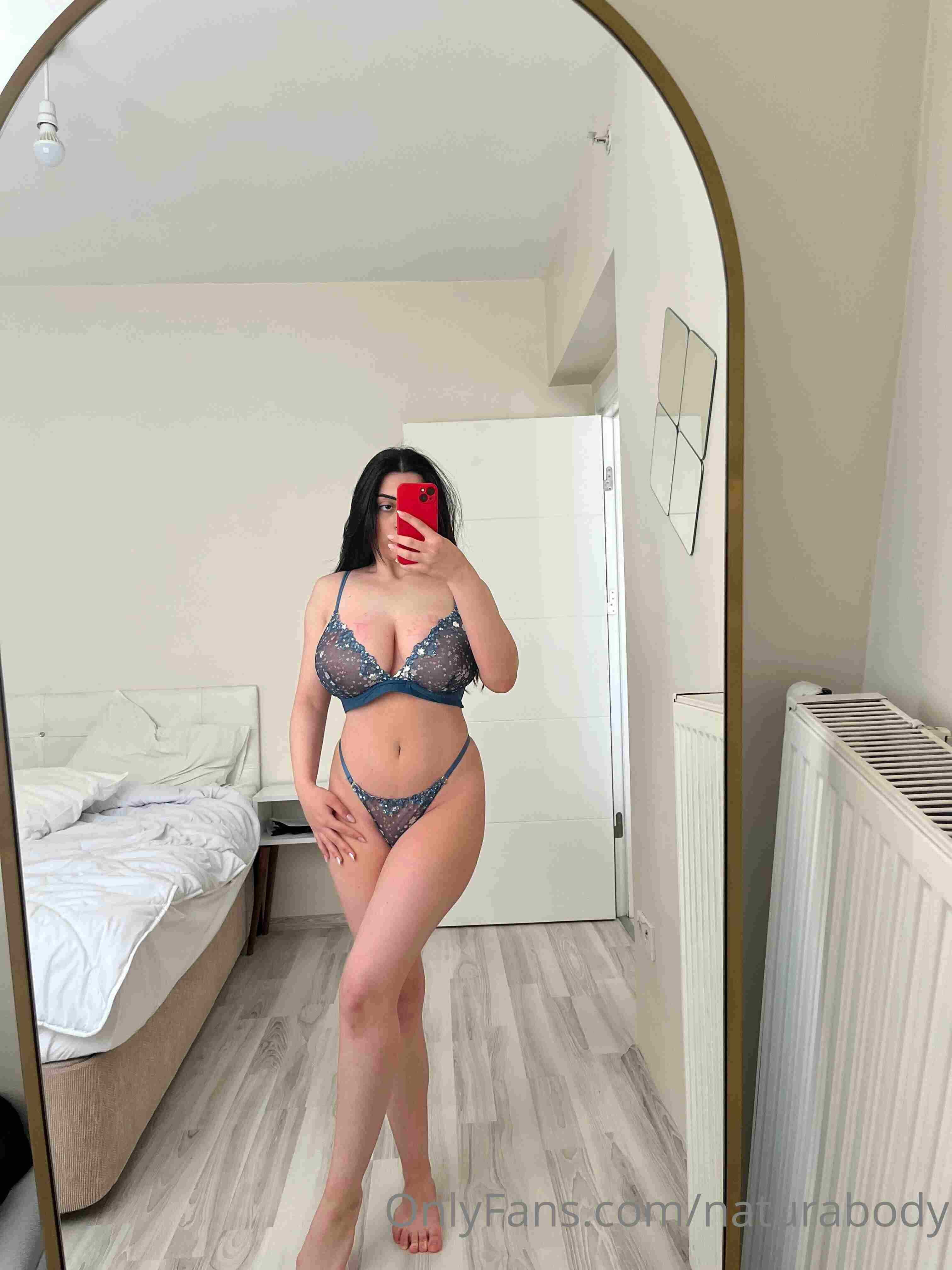 Photo 30 of Merve Damla