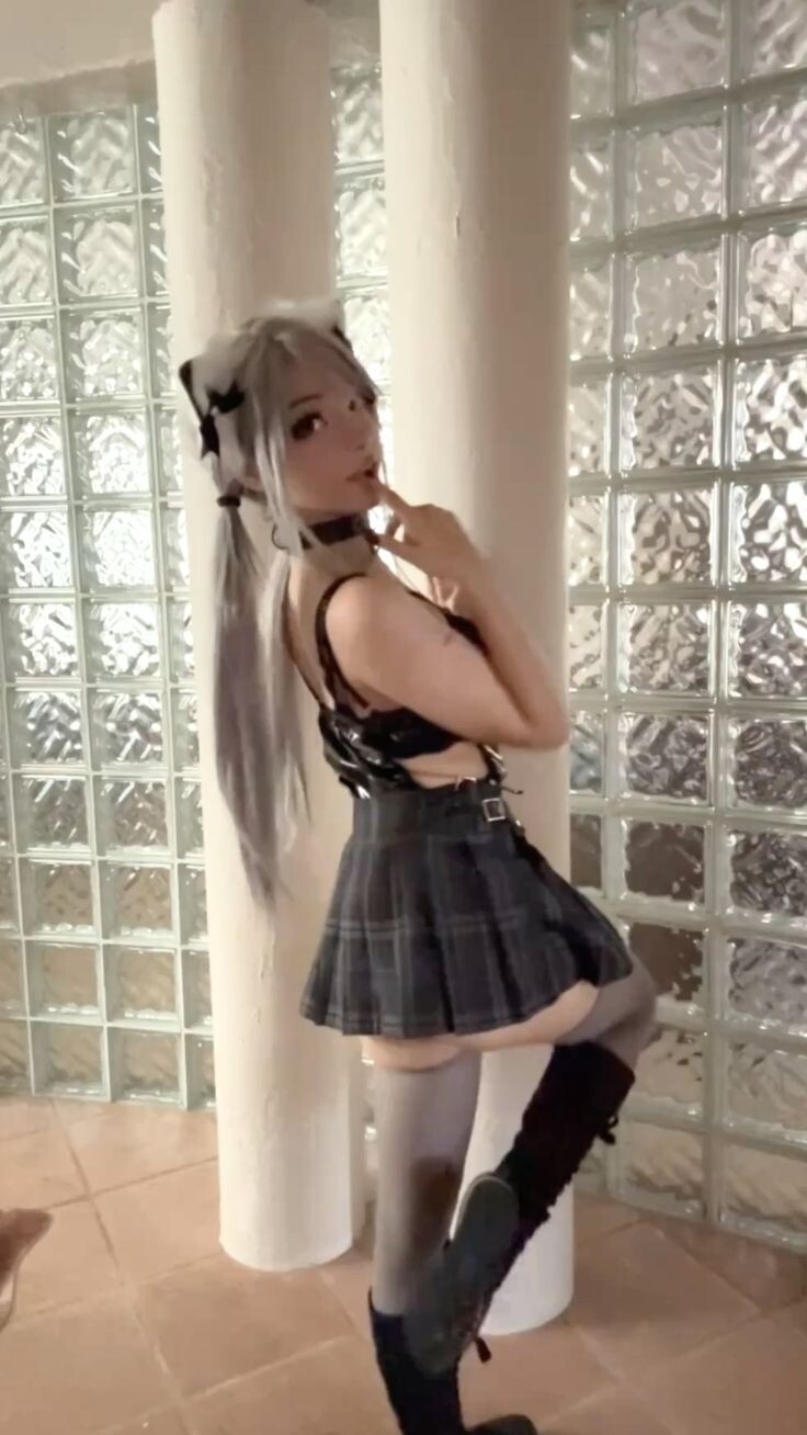 Photo 56 of Millie_official