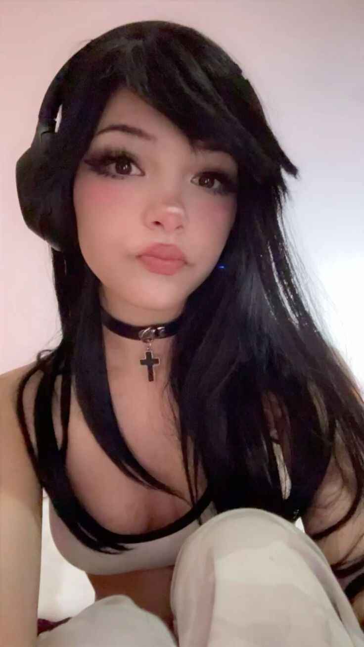 Photo 51 of Millie_official