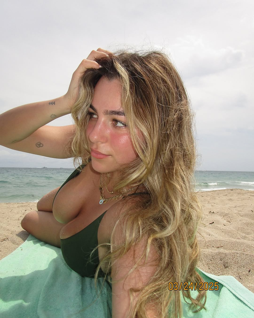 Photo 16 of Monika Mancini