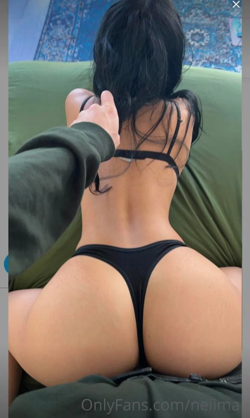 Photo 13 of Mia Amador