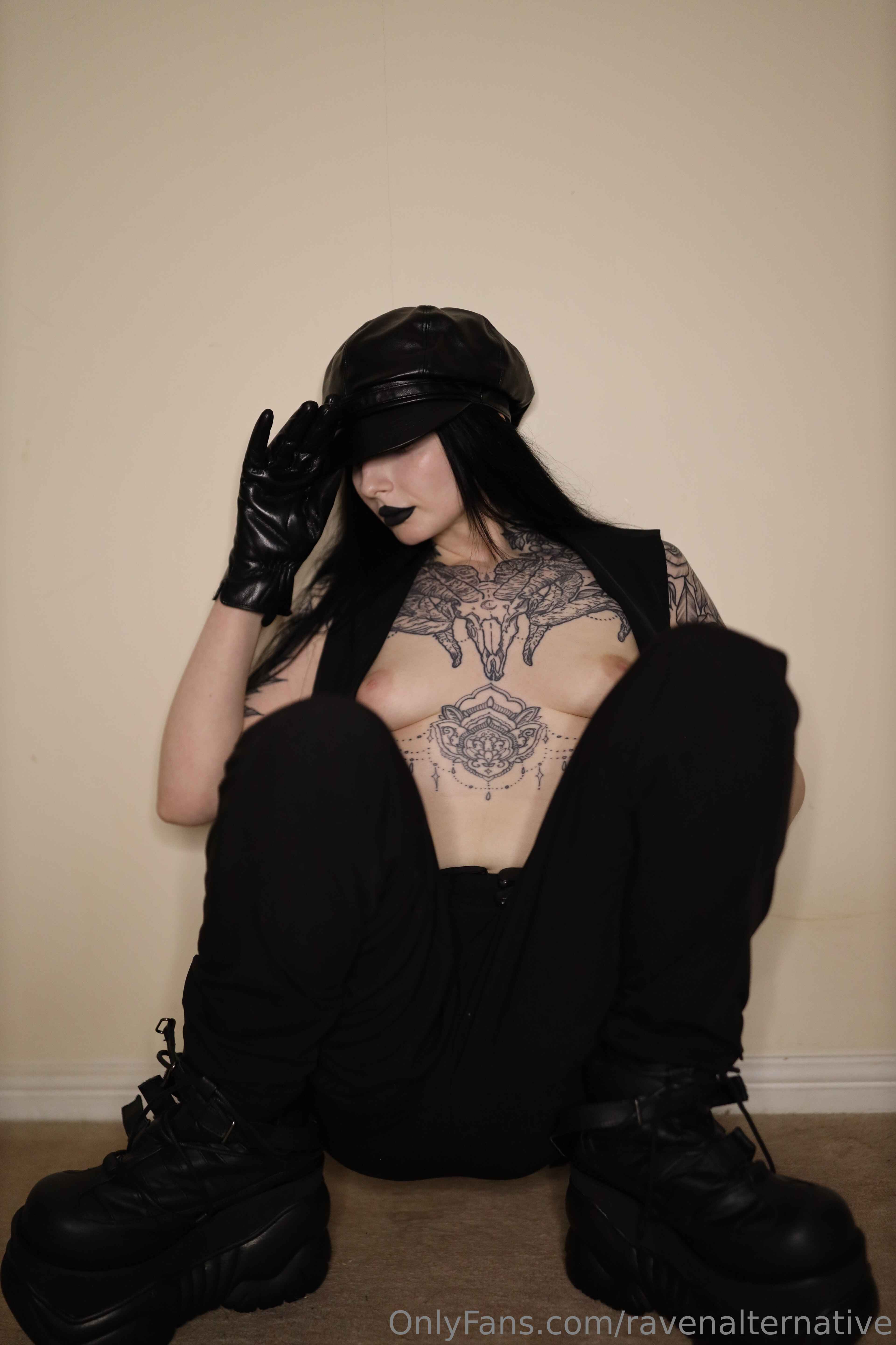 Photo 51 of Ravenalternative